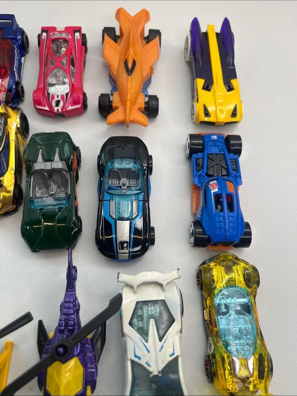 Hot wheels assorted cars